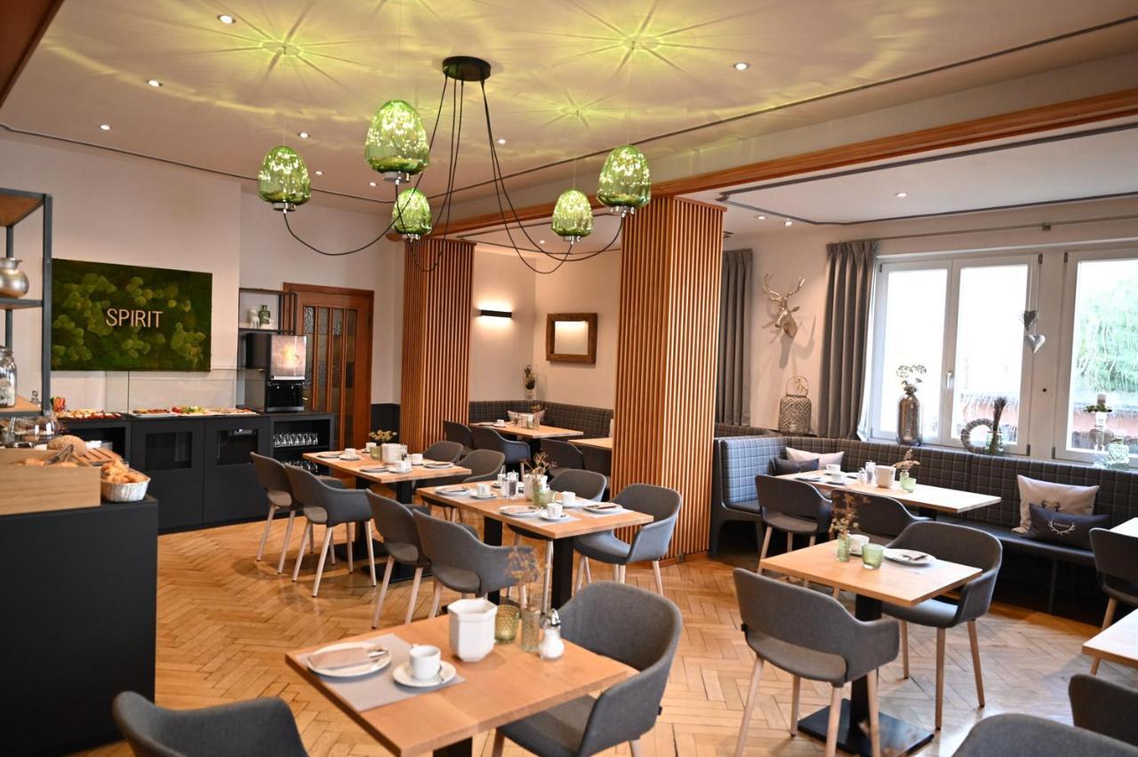 Land-Gut Hotel Zum Loewen Garni Marktheidenfeld Exterior foto
